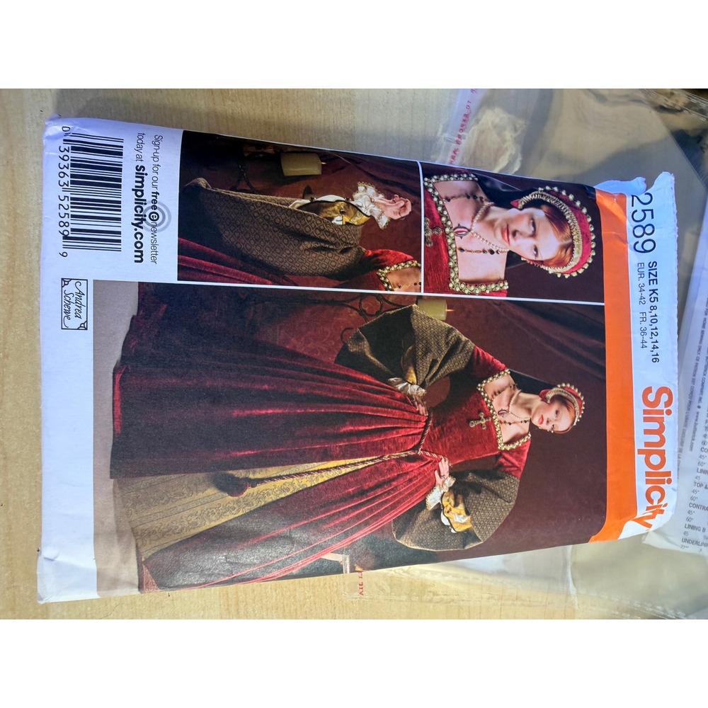 Simplicity 2589 Tudor Gown Pattern Size K5 8-16 Red Gold Good Historical Costume